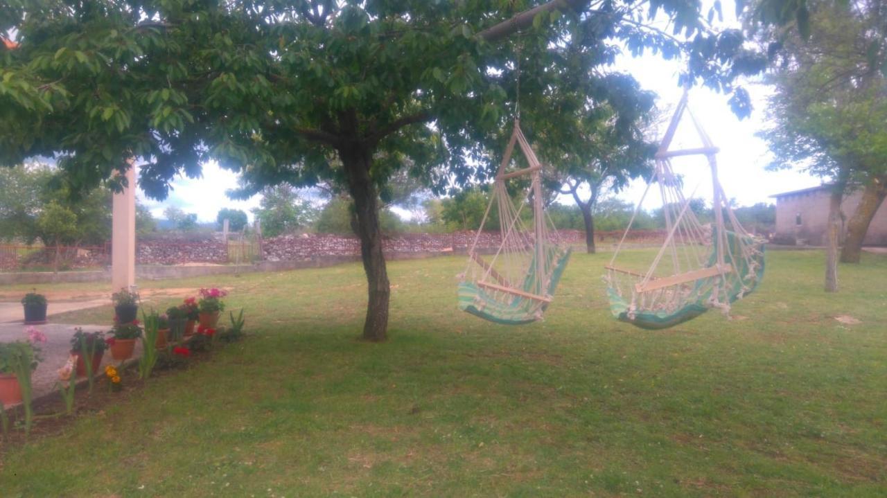 Holiday Home Anita Unesic Bagian luar foto